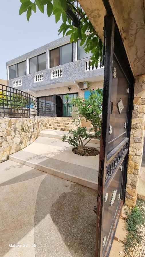 סומון Villa Les Pieux מראה חיצוני תמונה